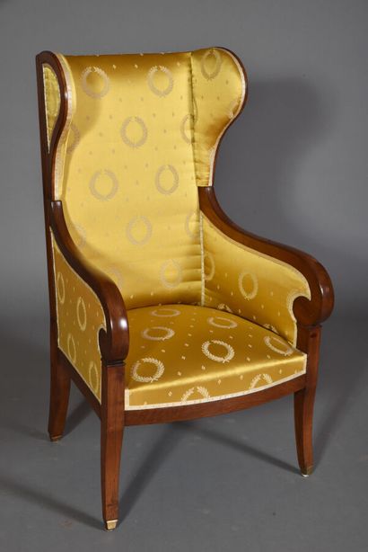 null Bergère with ears in walnut, armrests with scrolls, rests by feet sabres. 

19th...