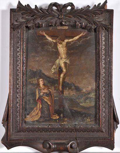  ECOLE FRANCAISE Premier Tiers du XVIIème siècle. 	 
Le Christ en croix avec Marie-Madeleine...