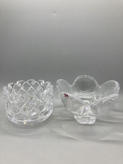 null Orrefors, coupe en cristal incolore de forme florale et coupe en cristal taillé.

Diamètre :...