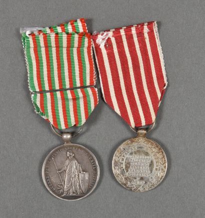 null France. Médaille d'Italie 1859 avec une médaille de l'Indépendance italienne...