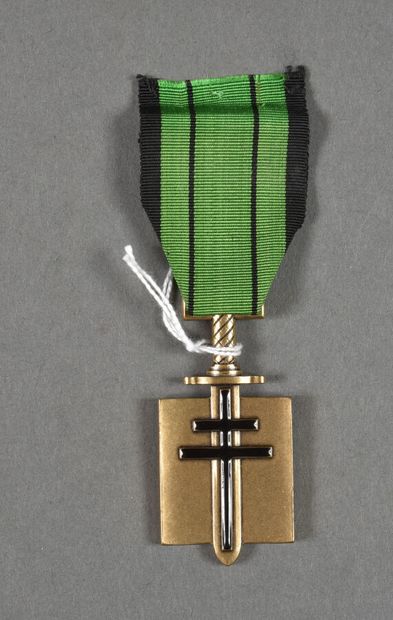 null France. Ordre de la Libération, croix de Compagnon, poinçon 63,5mm, écu 34 x...