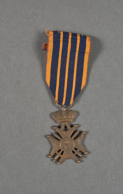Luxembourg. 2°Guerre. Croix de Guerre 1940,...
