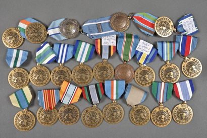 ONU/OTAN. Médailles, lot de 22.