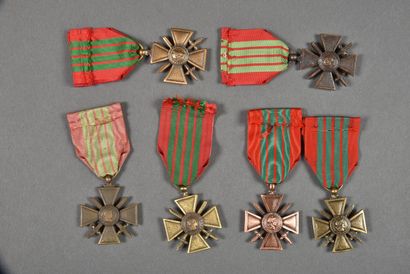 France. Croix de Guerre 1939/1945, variantes,...