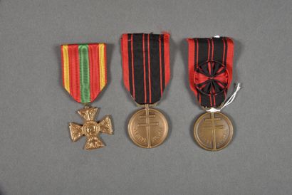 France. Médaille de la Résistance, 2 exemplaires...