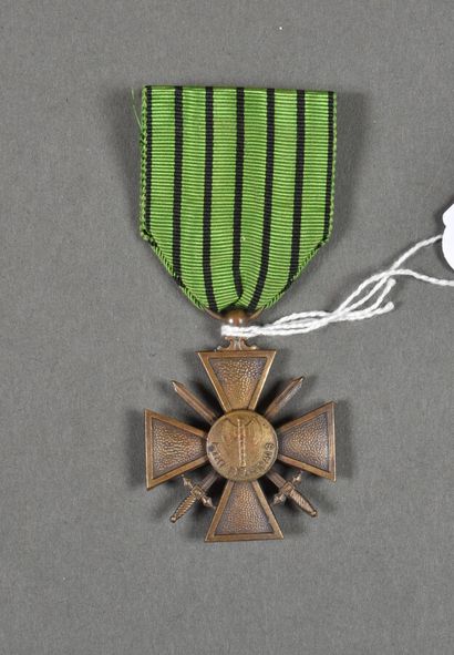 France. Croix de Guerre 1944, Etat Français,...