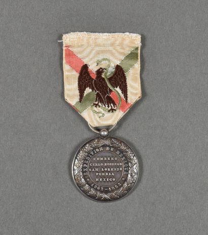 null France. Médaille du Mexique 1862, signée Falot.