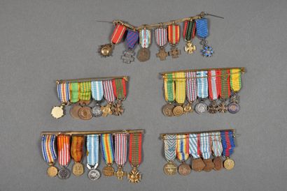 null France. Barrettes et chainettes de Médailles militaires et civiles en réduction...