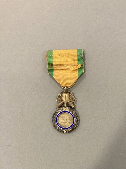 France. Médaille Militaire du 4°Type, biface à la cuirasse, signée Barre, super...