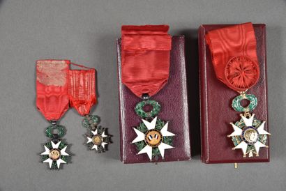 null France. Ordre de la Légion d'Honneur 1870, officier (1), chevalier (1), 2 réductions,...