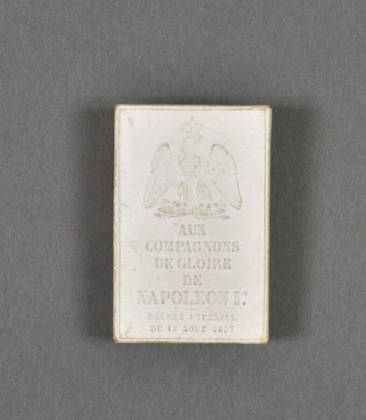 null France. Médaille de Sainte Hélène dans sa boîte, dans sa boîte officielle, avec...