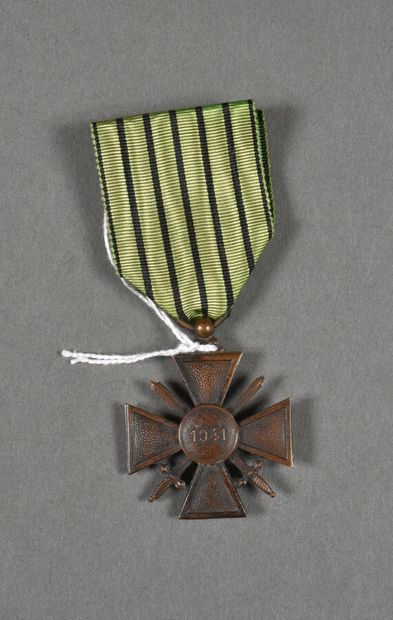 null France. Croix de guerre 1941, 38mm,