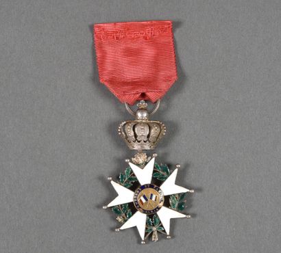  France. Ordre de la Légion d'Honneur. Chevalier, couronne à fleurons, éclats, Monarchie...