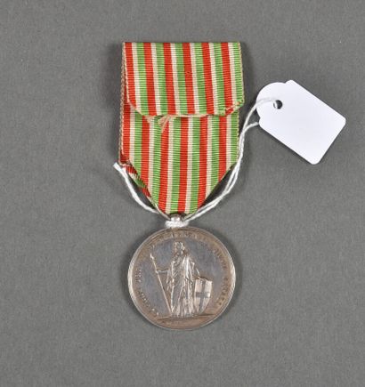 null France. Italie. Médaille de l'Indépendance Italienne, signée E. Falot.