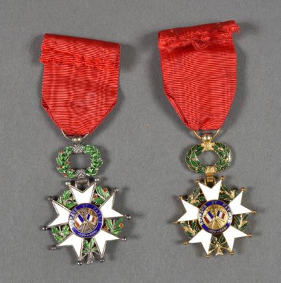  France. Ordre de la Légion d'Honneur (1951). Chevalier et Officier, 4°République,...
