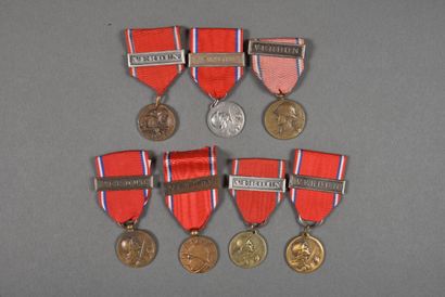 null France. Medals of Verdun, variants, set of 7.