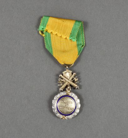 null FRANCE. Médaille Militaire, 4°/5° République, dite des Généraux, biface aux...