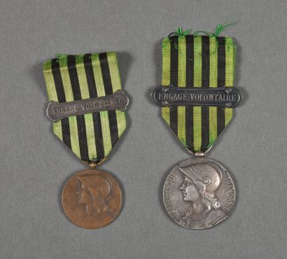 null France. Médaille commémorative de la guerre de 1870/1871 de 1910, gros module...