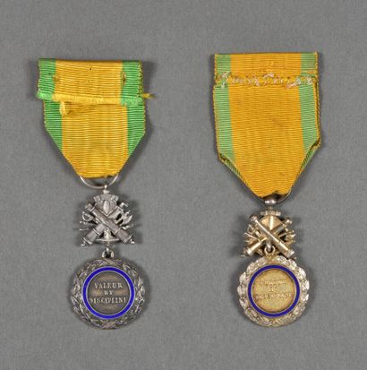 null France. Médaille Militaire biface aux canons, variantes, lot de 2.