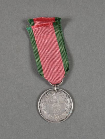 null France. Turquie. Médaille de CRIMEE (LA CRIMEA) pour les troupes de Sardaigne,...