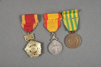 null France. LAOS. Médaille du Roi Sisavang Vong, argentée (1), médaille commémorative...