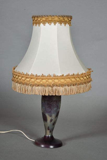 null ETABLISSEMENTS GALLE (1904-1936)

Lamp stand with a baluster body and a ground...
