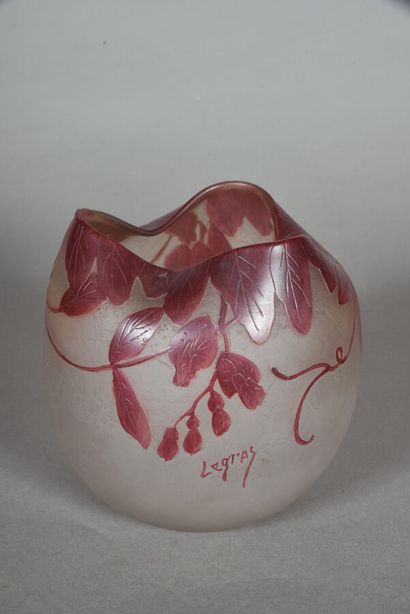 LEGRAS

Spherical vase with a hot polylobed...
