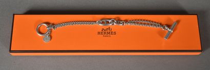 null HERMES, Paris. New Farandole bracelet in silver 925/°°, double chain holding...