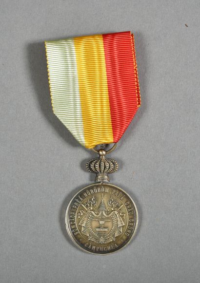 null France. Cambodge. Médaille du Règne du roi Norodom 1°, vermeil.