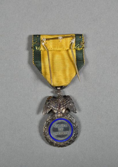 null France. Médaille Militaire du 2°Type, Barre, état superbe, argent, 2°Empire...