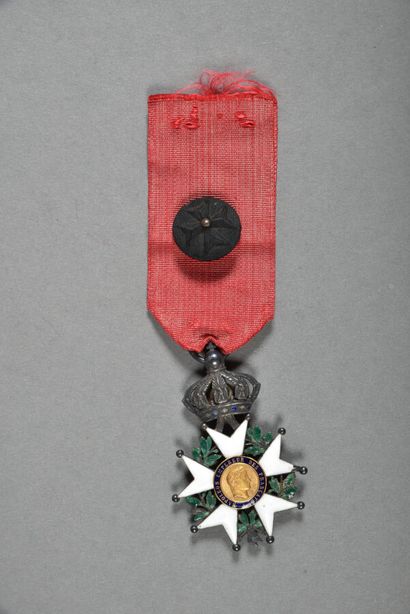 null France. Ordre de la Légion d'Honneur, Chevalier à beau ruban avec un bouton...