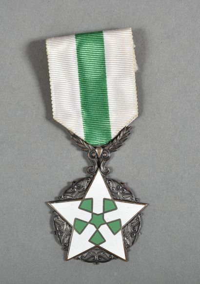 France. Syrie. Ordre du Mérite, à 5 branches,...