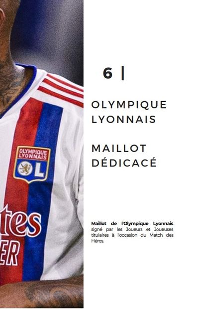 Olympique Lyonnais Maillot dédicacé   Maillot de l'Olympique Lyonnais signé par les...