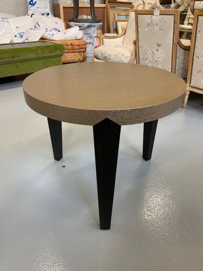 null MAISON PHILIPPE HUREL

Lot de 6 tables basses modèle "Guéridon MASSAI spécial"

3...