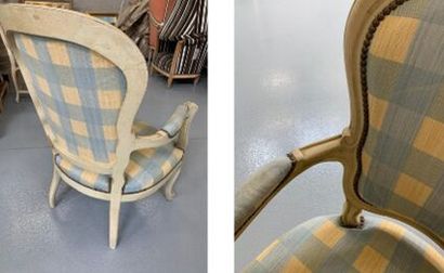 Suite de 15 fauteuils de style Louis XV en...