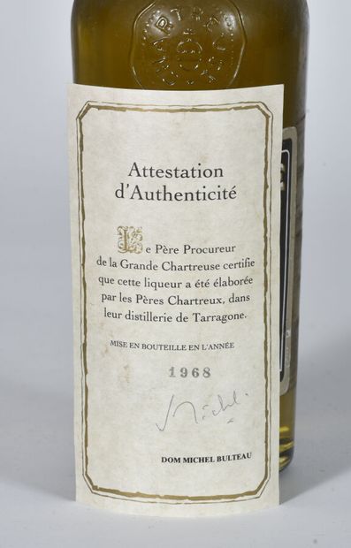null 1 B CHARTREUSE VERTE TARRAGONE 75 cl 55% (with certificate of authenticity)...