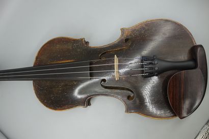 Violon français du XIXème siècle, portant...