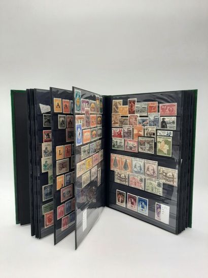 null A binder from Colombia, nice set with stamps often Luxe** : Cote 6200€.
