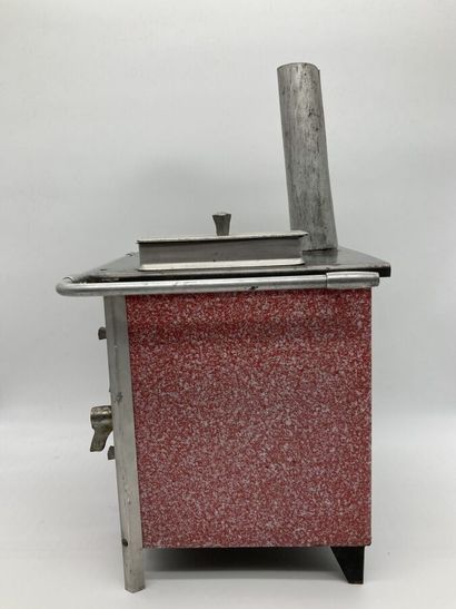 null Nice stove in enamelled cast iron, 2 fires, hot water tank, chimney, 4 opening...