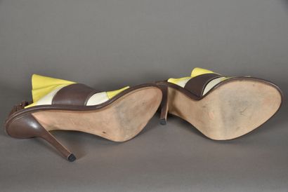 null BALENCIAGA - Pair of pumps with yellow and ecru leather yoke, belted fastening...
