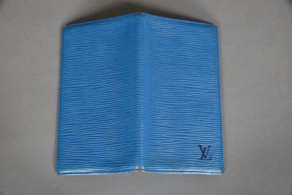 null LOUIS VUITTON. Card holder in blue epi leather. H16xW9cm. Wear on the corne...