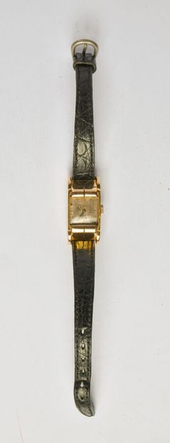 CYMA: 18K (750/oo) yellow gold watch, the...