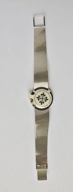 null PATEK PHILIPPE: Ladies' watch in 18K (750/oo) white gold, Calatrava model, reference...