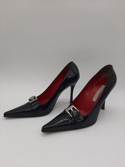 null LUCIANO PADOVAN. Pair of pumps, black glazed leather, vamp with belt buckle,...