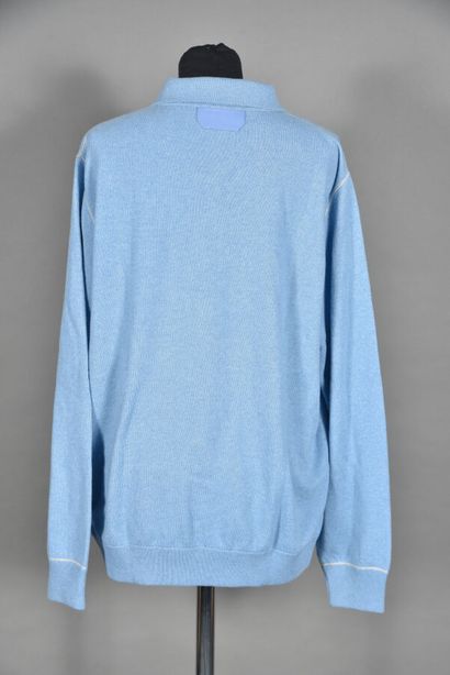 null ZILLI. Light blue cashmere sweater, trucker neck, long sleeves, beige stitching....