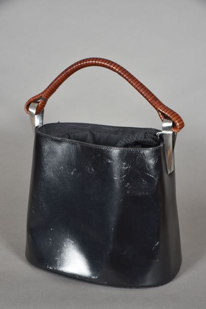 null KENZO. Pagodon bucket bag in black glazed leather, wood-style braided leather...