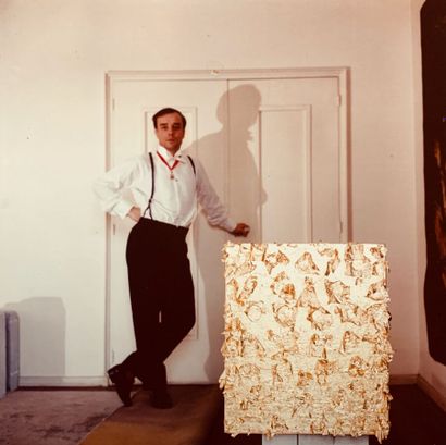 null [Yves KLEIN]. Harry SHUNK & Janos KENDER. Yves Klein et son Monogold MG15, 1960....
