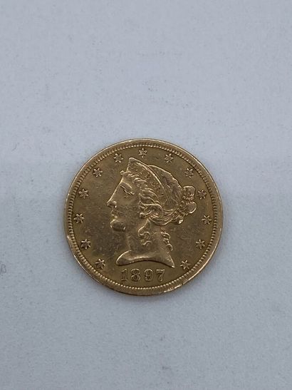 Pièce de 5 dollars en or de 1897. 
Poids...