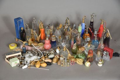 null MARCEL FRANCK and others, 1920s/1950s
Strong lot of forty/seven spray bottles...