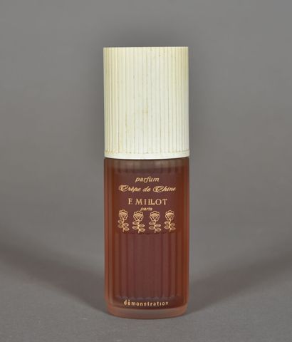 null FELIX MILLOT, « Crêpe de Chine », années 1970
Flacon vaporisateur contenant...